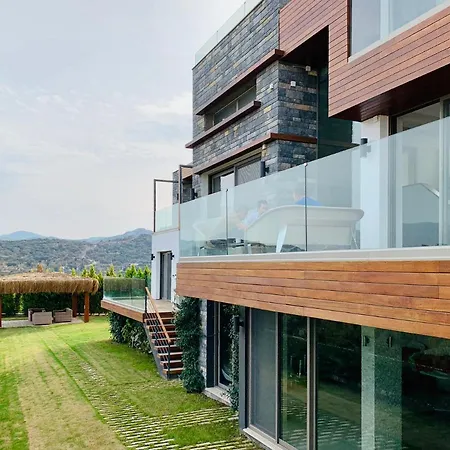 Mare Вилла